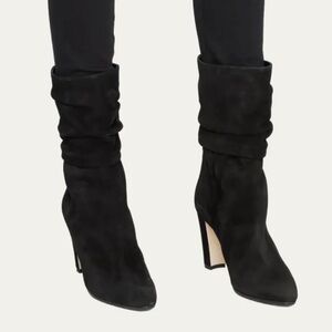 MANOLO BLAHNIK
Calasso Suede Slouchy Mid Booties